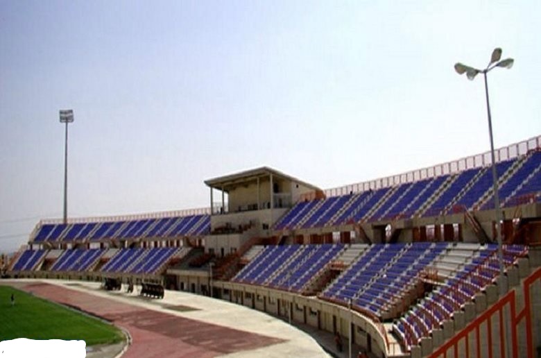 ورزشگاه امام خمینی اراک